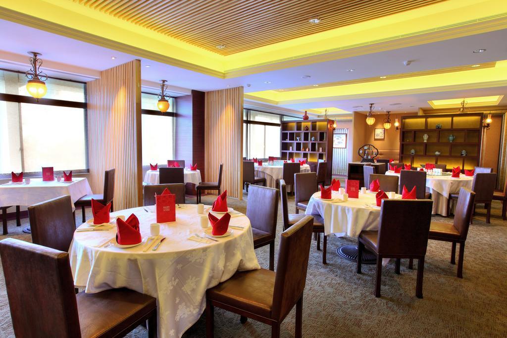 Chateau De Chine Hotel Hualien Exterior foto Restaurant